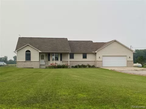 9486 Baldwin Rd, Gaines, MI 48436 photo 1