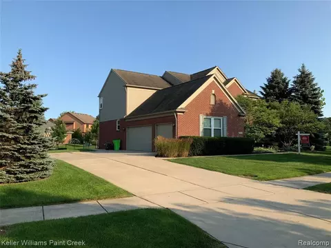 50306 Crusader Dr, Macomb, MI 48044 photo 1