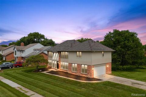 217 Streamview Dr, Troy, MI 48085 photo 1