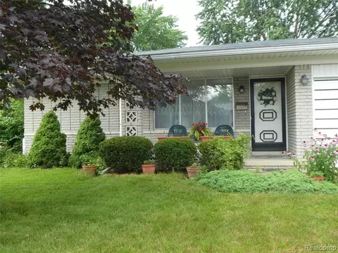 44244 Windmill Dr, Canton, MI 48187 photo 1