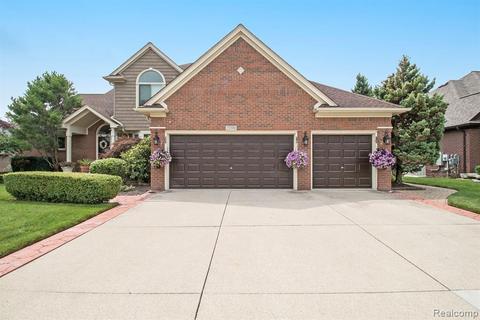 21300 Florence Dr, Macomb, MI 48044 photo 1