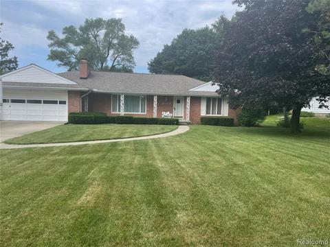 3054 Keith Dr, Flint, MI 48507 photo 1