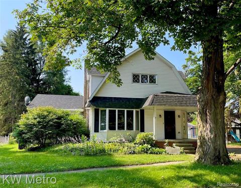 414 E 2nd St, Perry, MI 48872 photo 1