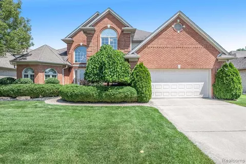 50178 Basil Dr, Macomb, MI 48044 photo 1