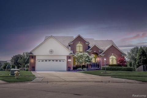 19276 Tree Ct, Macomb, MI 48044 photo 1