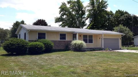 5290 E Carpenter Rd, Flint, MI 48506 photo 1