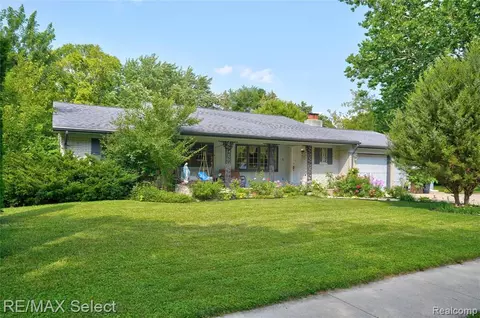 510 Luce Ave, Flushing, MI 48433 photo 1