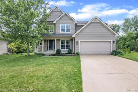 3022 Stillriver Dr, Howell, MI 48843 photo 1