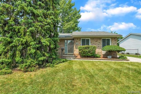 30178 Jamestown St, Romulus, MI 48174 photo 1