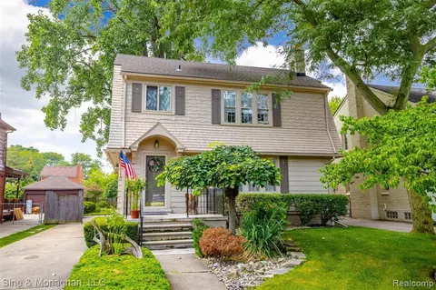 973 Lincoln Rd, Grosse Pointe, MI 48230 photo 1
