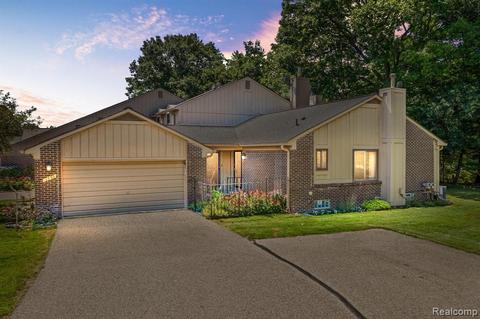 1790 Thomas Ct, Rochester Hills, MI 48309 photo 1