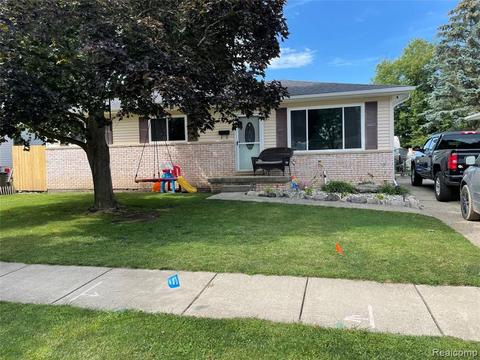 121 E Perry St, Durand, MI 48429 photo 1