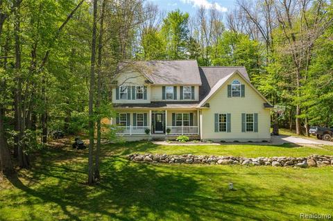2516 E Sutton Rd, Metamora, MI 48455 photo 1
