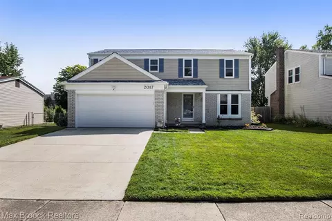 2017 W Roundtable Dr, Canton, MI 48188 photo 1