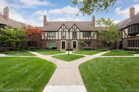 508 Saint Clair St, Grosse Pointe, MI 48230 photo 1