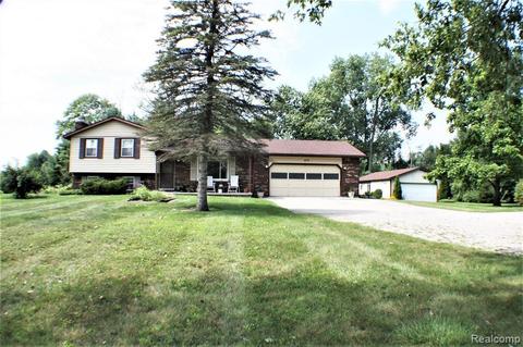 472 S Bartlett Rd, St. Clair, MI 48079 photo 1