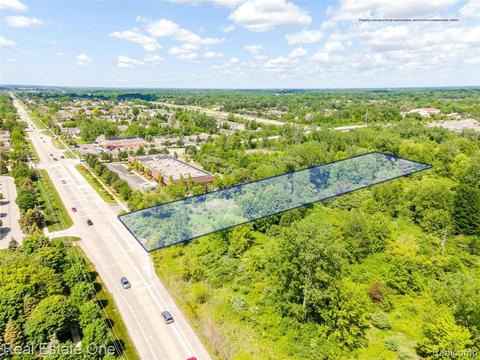 2009 Haggerty Rd, Canton, MI 48188 photo 1