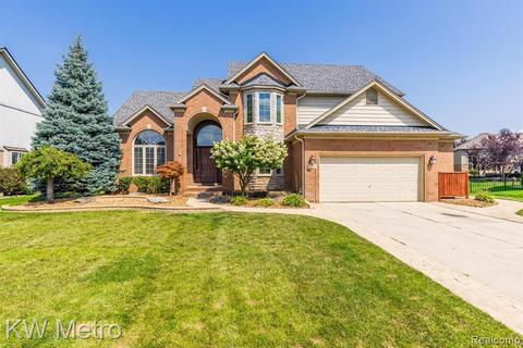 21507 Chadbury Ct, Macomb, MI 48044 photo 1