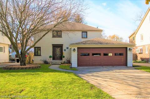 747 Rivard Blvd, Grosse Pointe, MI 48230 photo 1