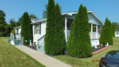529 Burwick, Temperance, MI 48182 photo 1