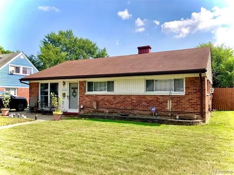 3750 Michael Ave, Warren, MI 48091 photo 1