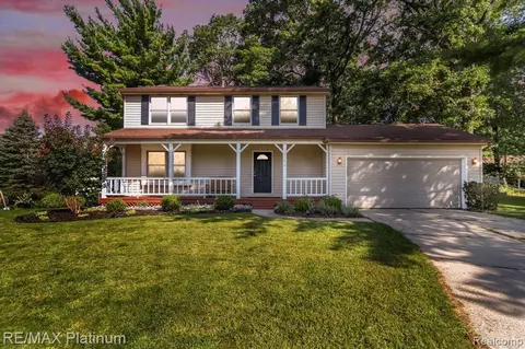 1782 Pine Creek Cir, Haslett, MI 48840 photo 1