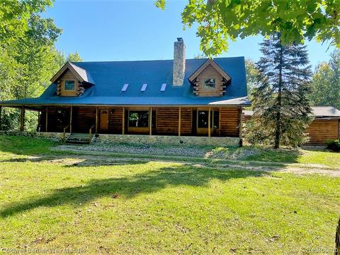 4418 Mack Rd, Oceola, MI 48855 photo 1