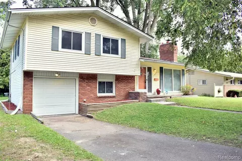 1926 Windsor Ln, Flint, MI 48507 photo 1
