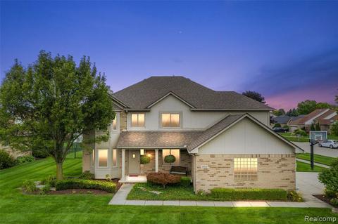 19243 Sandpiper Dr, Macomb, MI 48044 photo 1