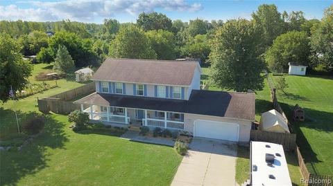 6507 Carpenter Rd, Flushing, MI 48433 photo 1