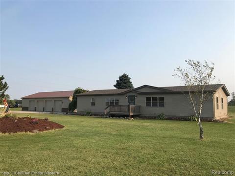 6119 Norman Rd, Grant Township, MI 48032 photo 1