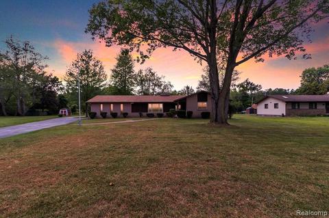 8926 Hannan Rd, Belleville, MI 48111 photo 1