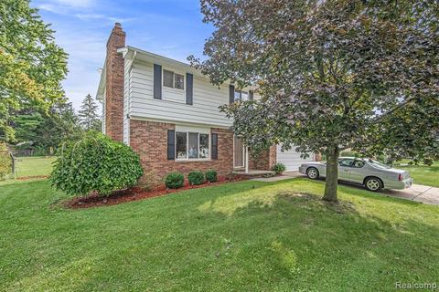 513 Autumn Dr, Flushing, MI 48433 photo 1