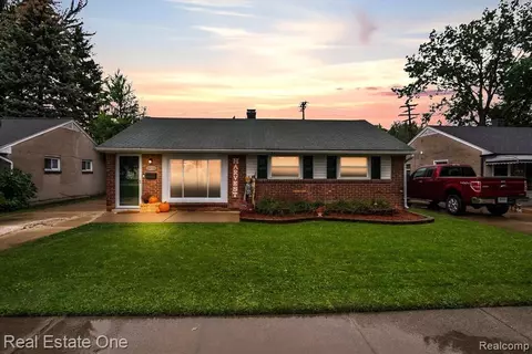 20734 Wick Rd, Taylor, MI 48180 photo 1