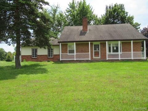 9355 Saint Clair Hwy, Casco, MI 48064 photo 1