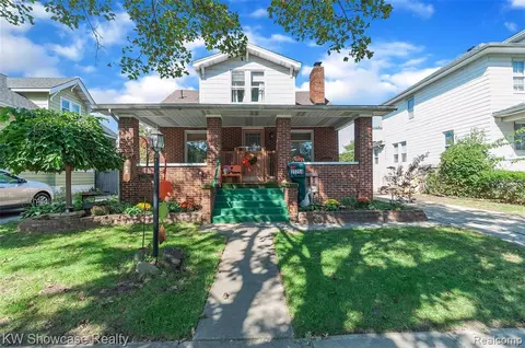 35254 Chestnut St, Wayne, MI 48184 photo 1