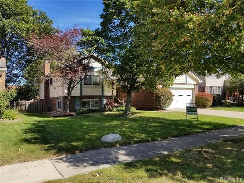 42488 Castle Ct, Canton, MI 48188 photo 1