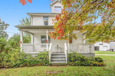 9585 Division Rd, Casco, MI 48064 photo 1