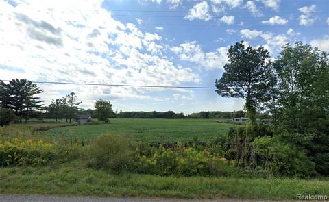 8230 Duffield Rd, Gaines, MI 48436