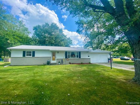 3030 Wadhams Rd, Clyde, MI 48049 photo 1