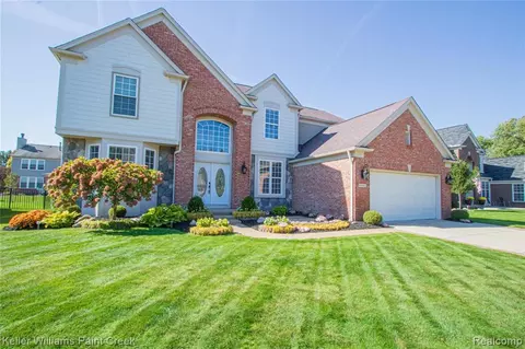 49691 Crusader Dr, Macomb, MI 48044 photo 1