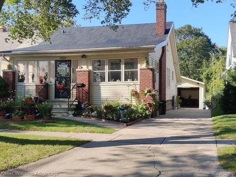 35824 John R St, Wayne, MI 48184 photo 1