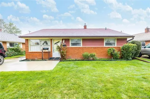 18540 Matthews St, Riverview, MI 48193 photo 1