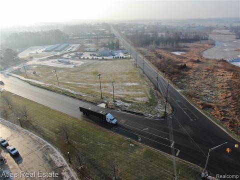 Vl Grand River Avenue, Howell, MI 48855