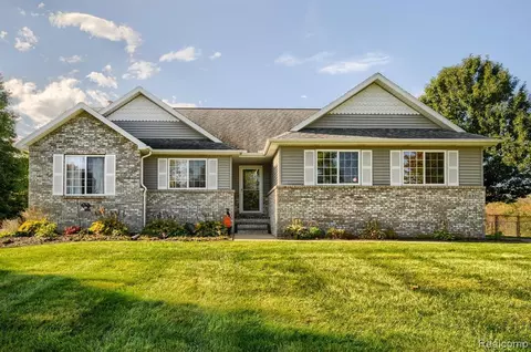 6321 E River Rd, Flushing, MI 48433 photo 1