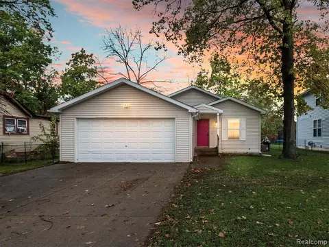 11516 Wahrman St, Romulus, MI 48174 photo 1