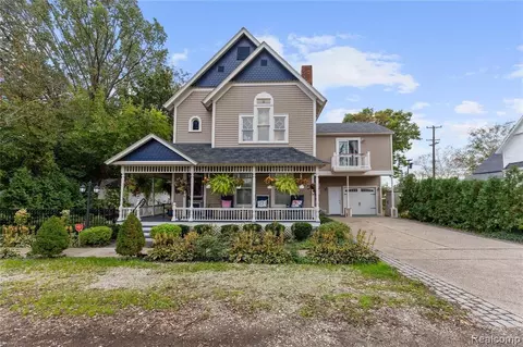 315 Orchard St, Algonac, MI 48001 photo 1