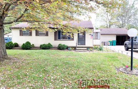 39165 Chase St, Romulus, MI 48174 photo 1