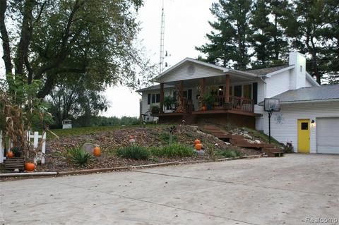 5947 Ormes Rd, Vassar, MI 48768 photo 1