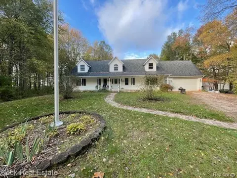 12111 Gramlich Rd, Maybee, MI 48159 photo 1